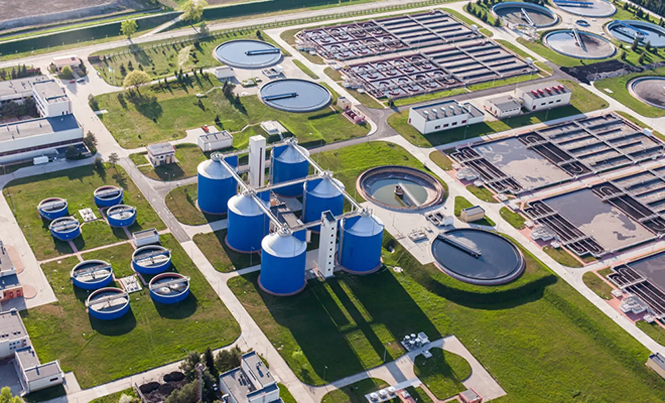 Equipo de tratamiento y purificación de aguas
